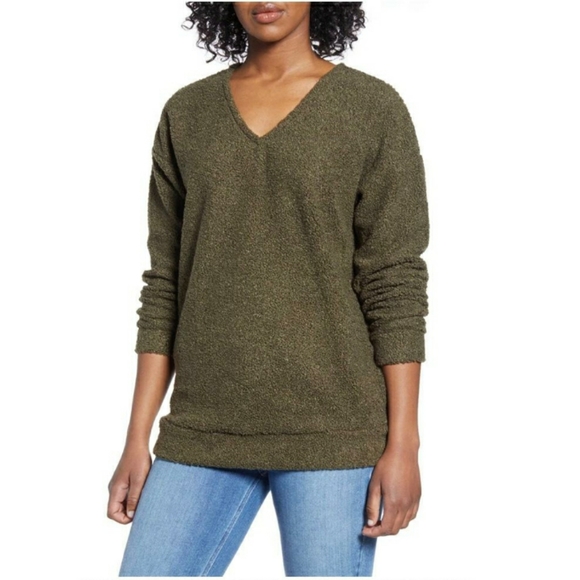 CASLON Nordstrom Cozy Olive Sherpa V-Neck … - Picture 2 of 9